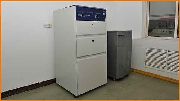 氙燈老化機，模擬戶外耐候性檢測.JPG