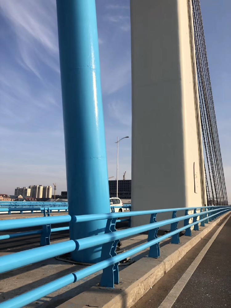 潮濕環境刷新新利器：醇酸漆的卓越表現