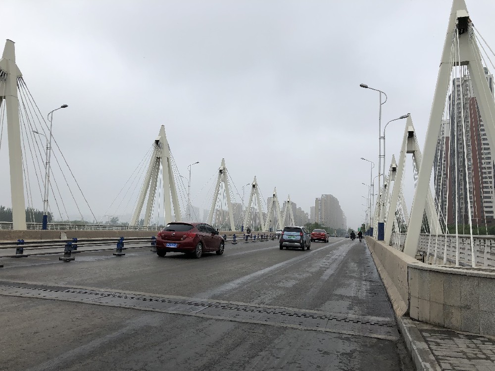 潮濕環境新選擇，晨虹醇酸防銹磁漆守護設備無憂