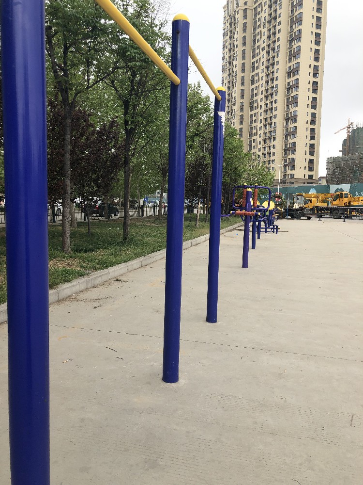 運動器材新活力：晨虹醇酸漆，守護運動之美